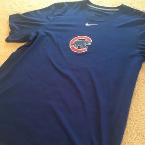 Nike Chicago Cubs shirt.